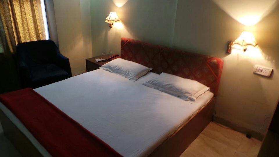 The Dhamu Hotel Jaipur Bagian luar foto